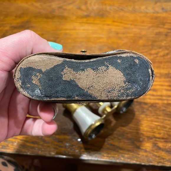 Antique French Opera Mother of Pearl glasses/binoculars - Picture 5 of 8